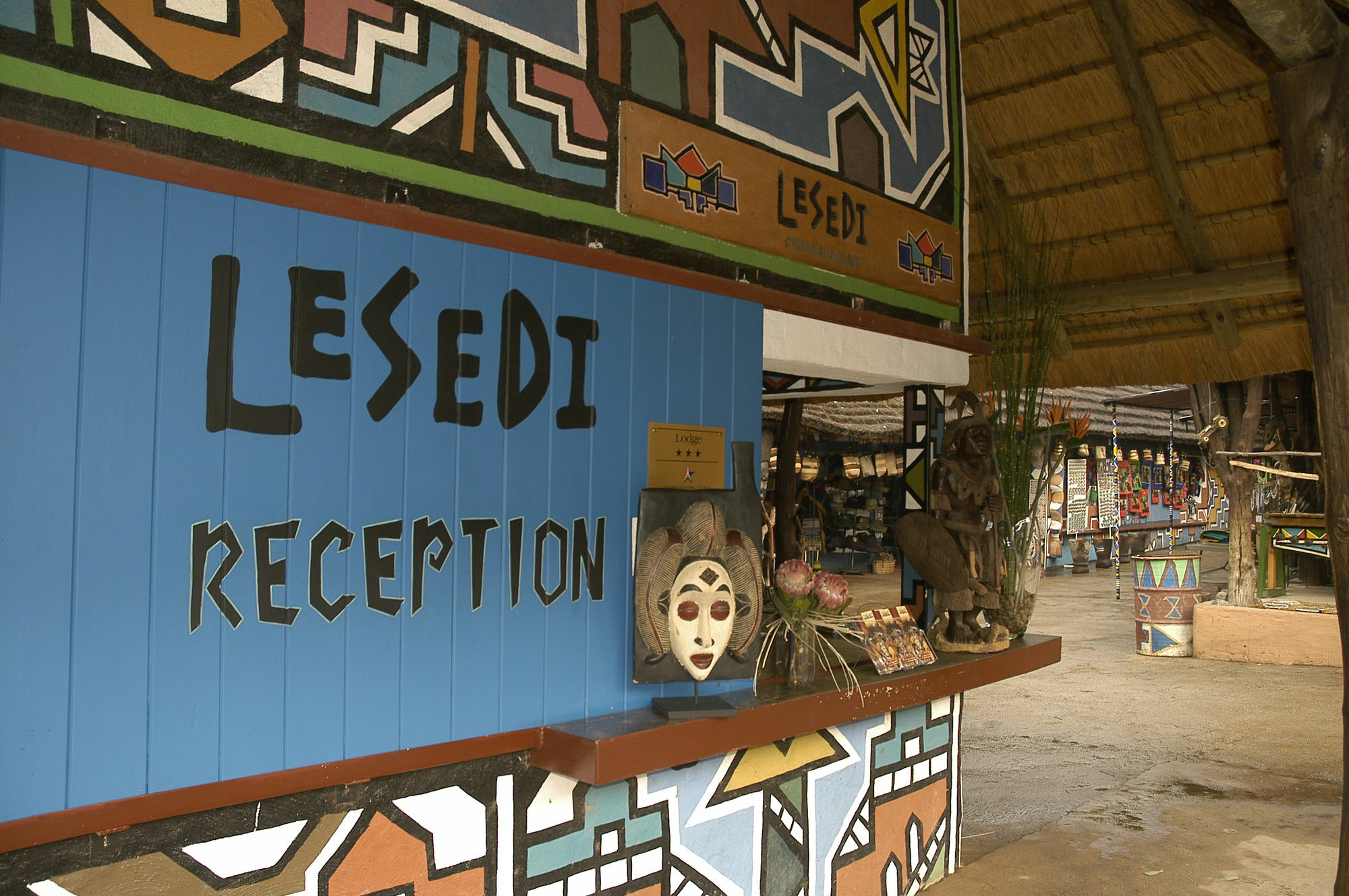Aha Lesedi African Lodge & Cultural Village Broederstroom المظهر الخارجي الصورة
