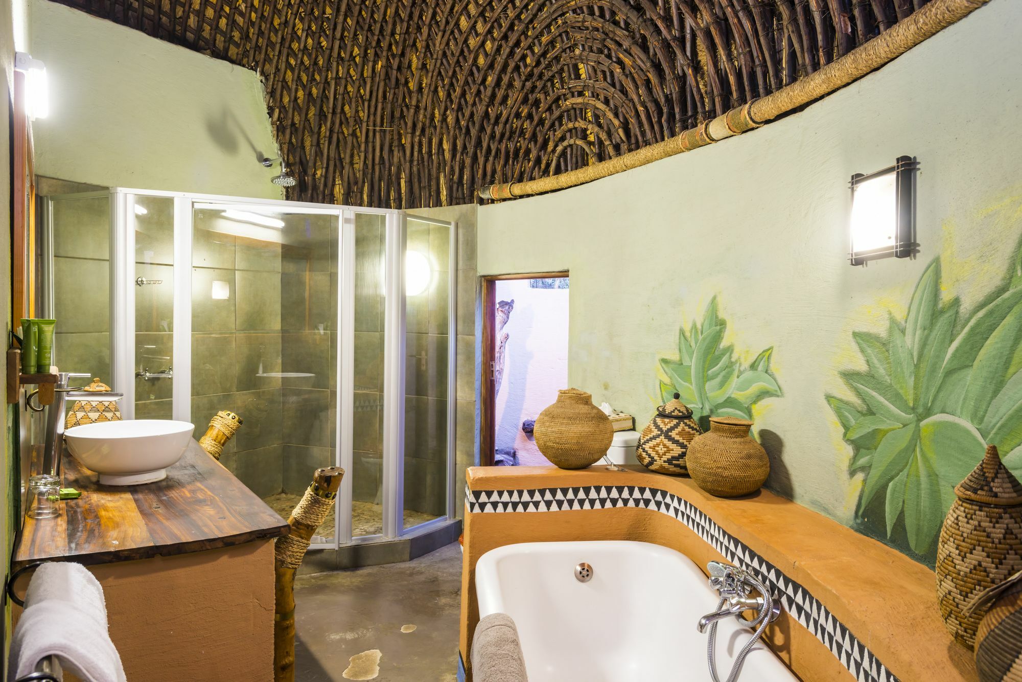 Aha Lesedi African Lodge & Cultural Village Broederstroom المظهر الخارجي الصورة