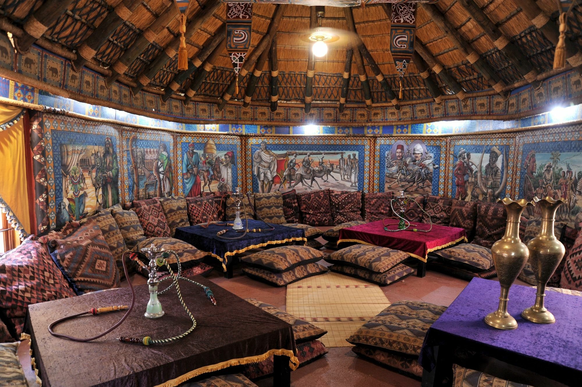 Aha Lesedi African Lodge & Cultural Village Broederstroom المظهر الخارجي الصورة