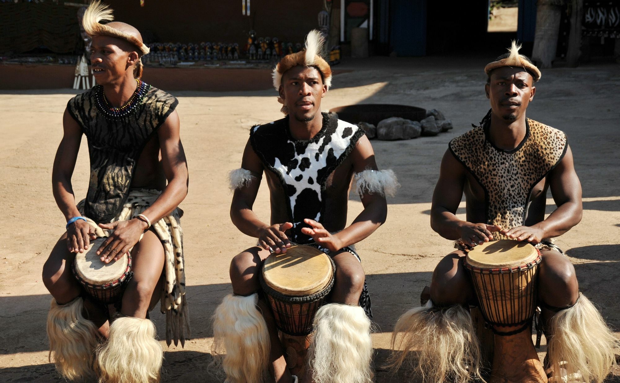 Aha Lesedi African Lodge & Cultural Village Broederstroom المظهر الخارجي الصورة