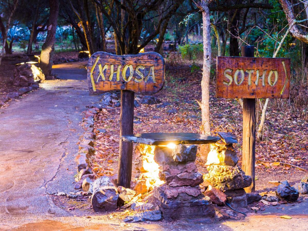 Aha Lesedi African Lodge & Cultural Village Broederstroom المظهر الخارجي الصورة