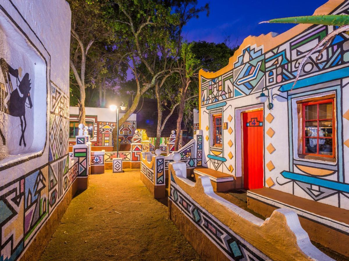 Aha Lesedi African Lodge & Cultural Village Broederstroom المظهر الخارجي الصورة