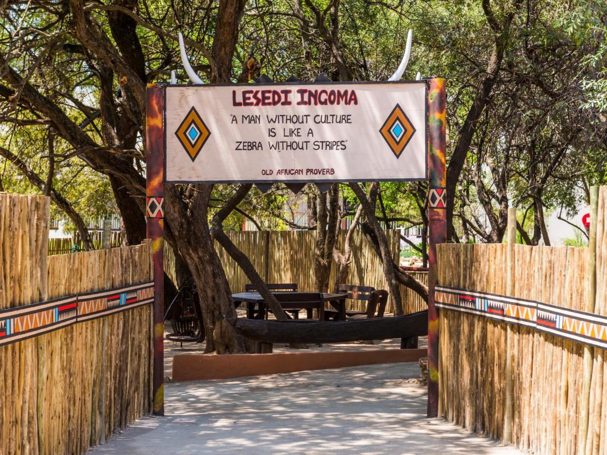 Aha Lesedi African Lodge & Cultural Village Broederstroom المظهر الخارجي الصورة